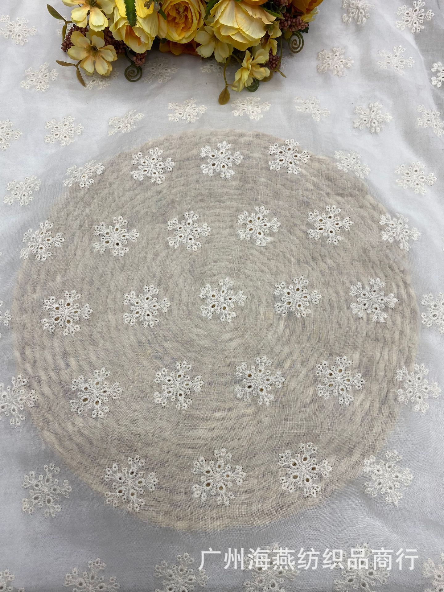 21C12B9FCDA132E9DBA194471E71DE