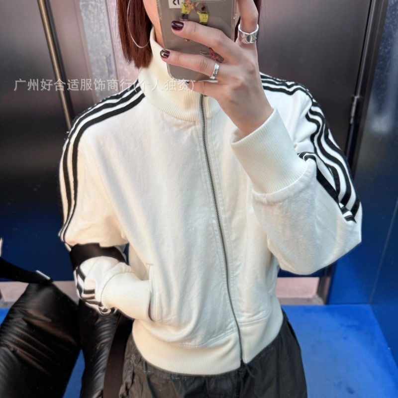 The Same Style as the Original Classic Retro Three-Stripe Casual Sports Jacket for Both Men and Women from Brand a