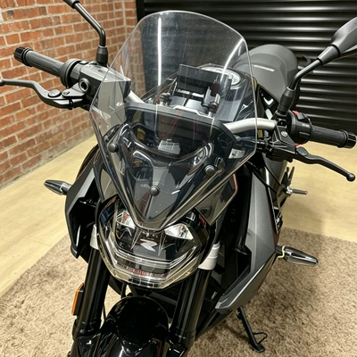 20-26 Years, Motorcycle front windshield