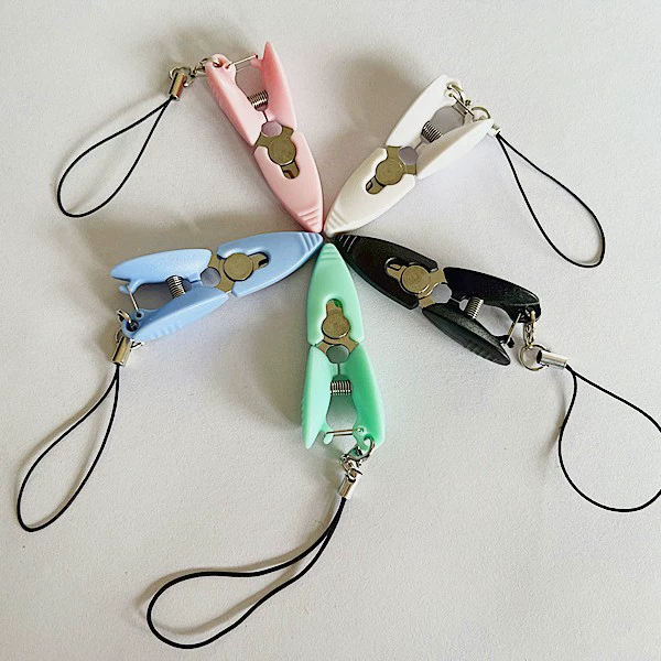 Office scissors, mini mini hanging scissors, carry convenient style small scissors