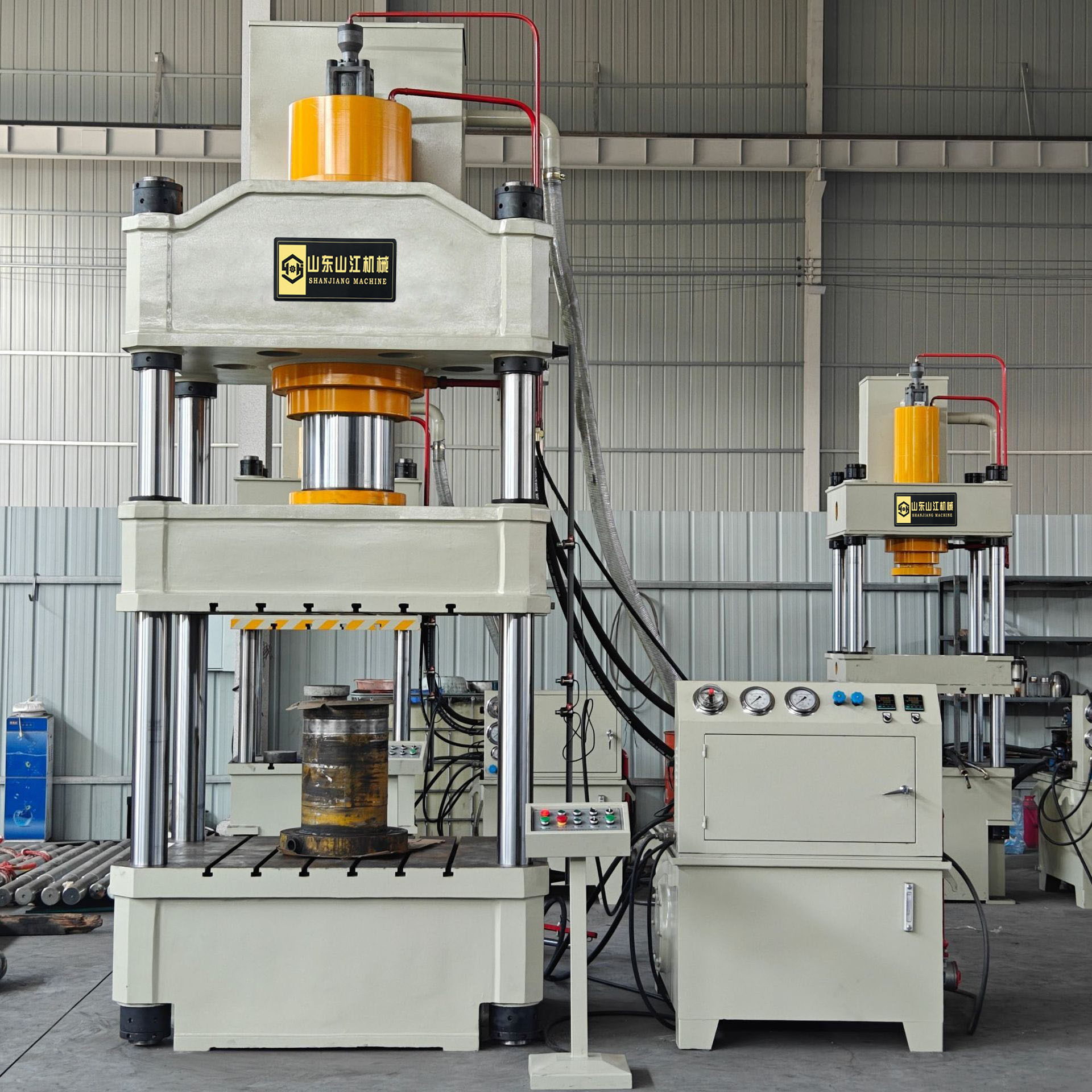 源头工厂400吨双工位碳素坩埚成型液压机 315吨链接压型油压机型