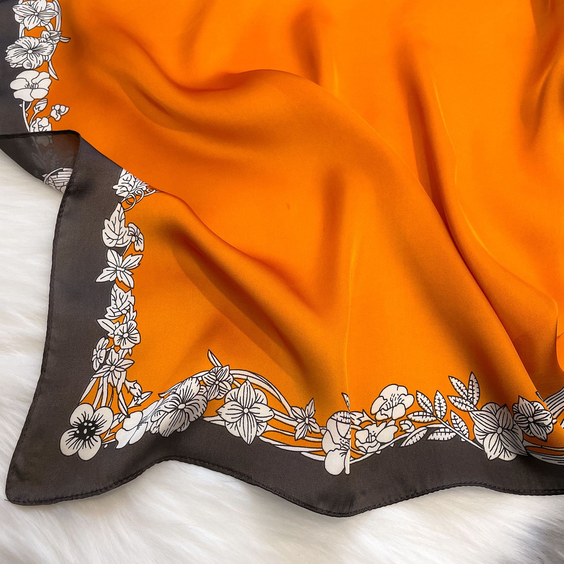 Simple solid color scarf for women, simulated silk square scarf 70cm European and American basic style with shirt, professional scarf to tie hair_voghion.com