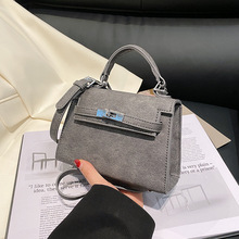 ���s�ٴ�б���ͨ��С����2025�羳�r�������Ů�߼��К��|�μ��