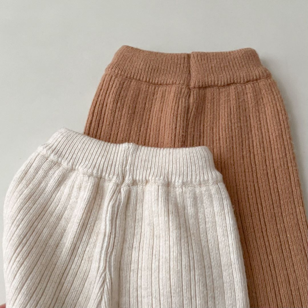 Giacca lavorata a maglia in due pezzi da ragazza 2023 autunno / inverno nuovo cardigan con risvolto grande per ragazza coniglio con maglione carino_voghion.com