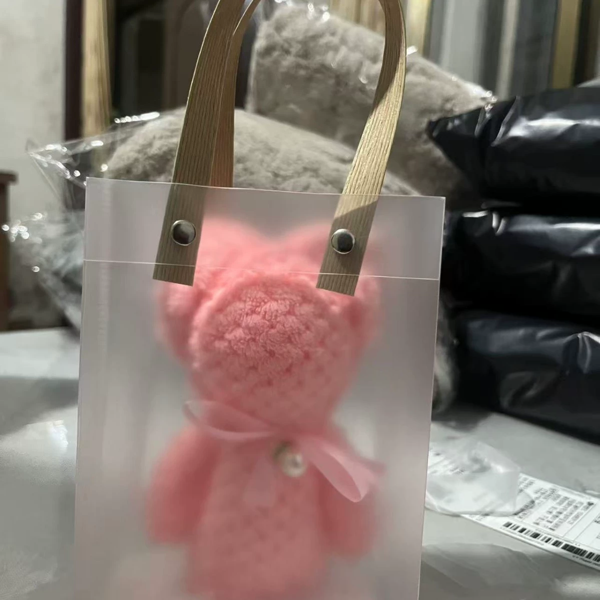 Коробка подарочная с коралловым бархатным полотенцем, с маленькими медвежатами, подарок на день рождения