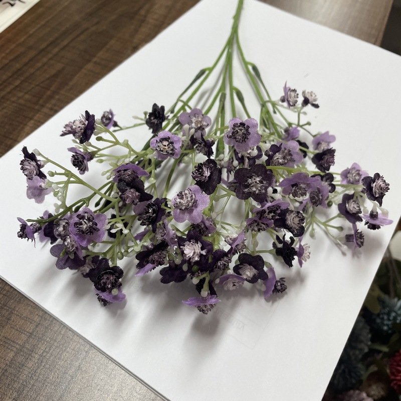 満天の星のシミュレーション花の造花の花束のプラスチックの花の結婚式の花嫁の手は満天の星の花束のレストランのホテルの道具を持ちます。|undefined