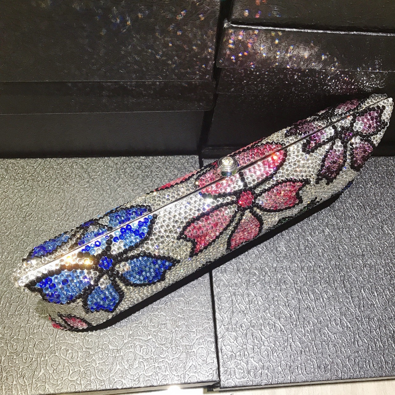 Bolsa de cena de diamantes hecha a mano bolsa de banquete de diamantes caja dura transfronteriza bolsa de cristal de diamantes bolsa de damas plata