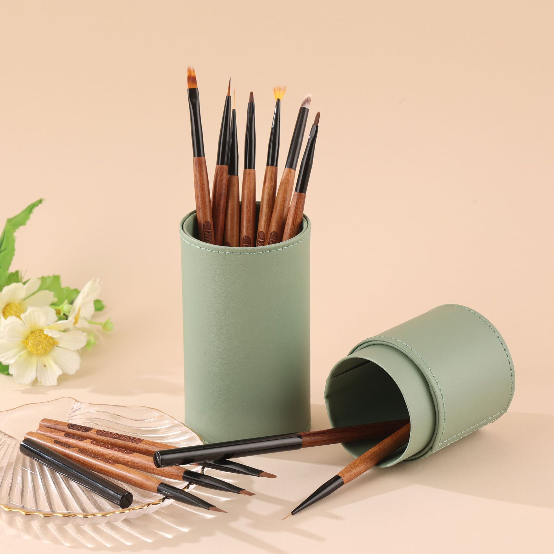 12-piece set + leather bucket