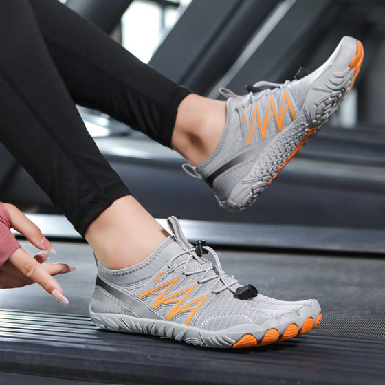 Indoor fitness shoes men and women rope skipping shoes mute soft bottom aerobic sneaker non-slip home sports treadmill shoes