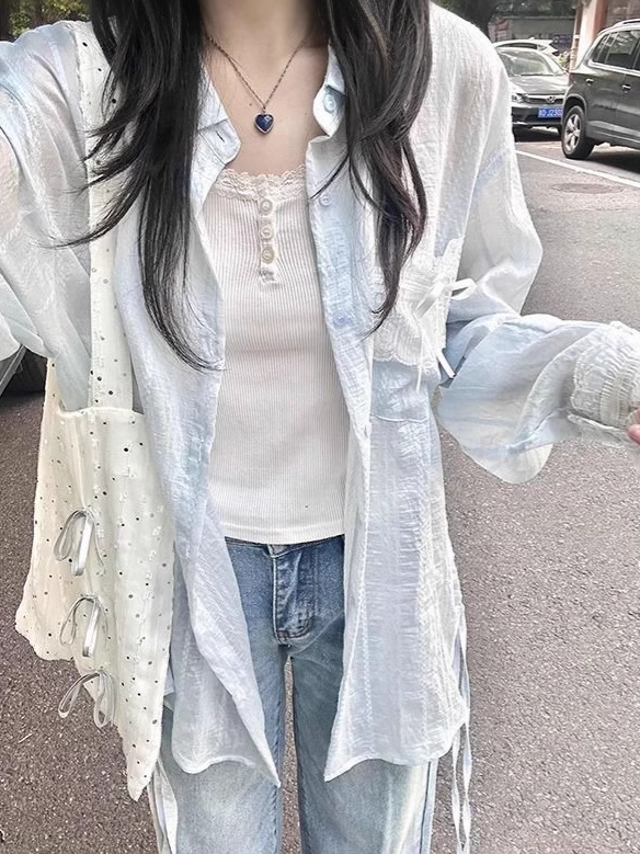 レースステッチ日焼け止めシャツ女性の夏の薄い新しい甘いデザインルーズカーディガンシャツリボン付き|undefined