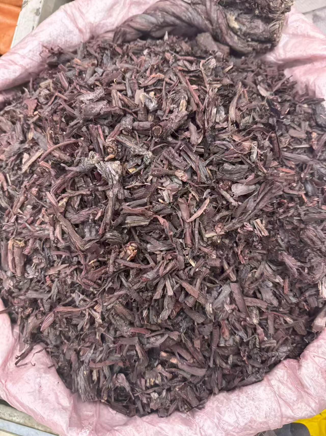 Zi Cao Gromwell Root Dried Chinese Herbal Slices 1000g Bag for Decoction and Culinary Use in use