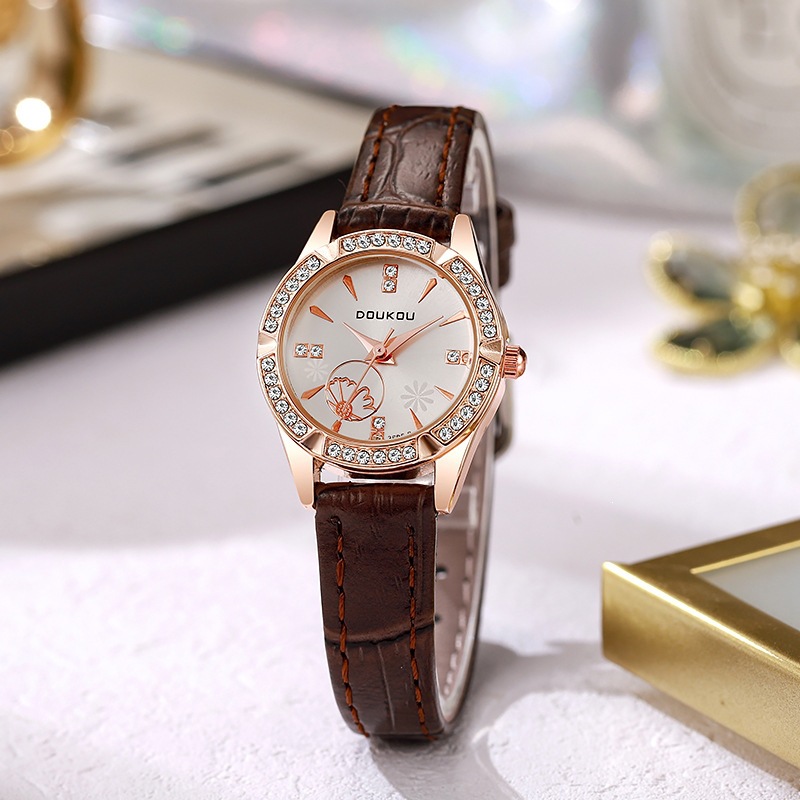 New Diamond-Encrusted Women's Watch, Light Luxury Round Leather Strap Fashion Watch, Niche Student Party Exquisite Quartz Watch
