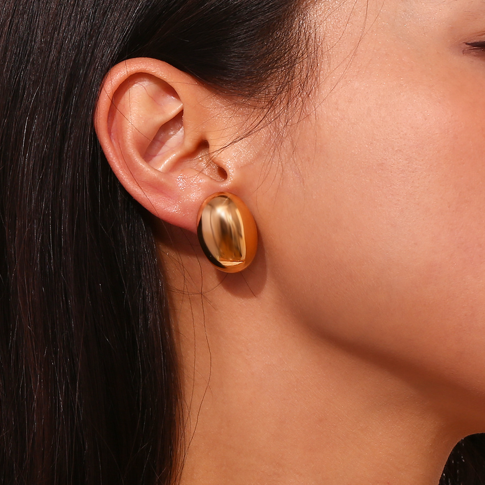 Women's Gender PVD Coated Real Gold Plated 18K Gold Oval Stainless Steel Simple Style Waterproof Non Tarnish Ear Studs