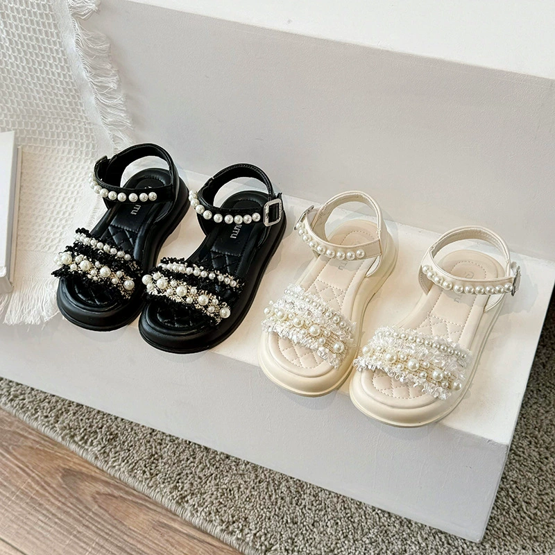 Сандалии для девочек Летняя модель 2024 новая детская принцесса сандалии на мягкой подошве Летняя женская обувь против скольжения жемчуг