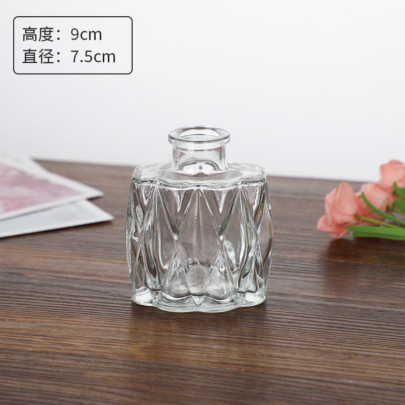 Estilo Europeo Retro Luz de lujo de cristal alivio pequeño florero de agua transparente florero decoración del hogar mini florero