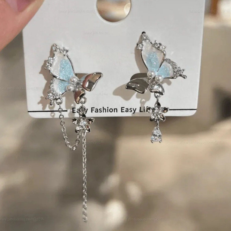 ニッチなデザインの高級ブルーバタフライパールイヤリング、女性用、2025年夏の新作人気ファッションイヤリング