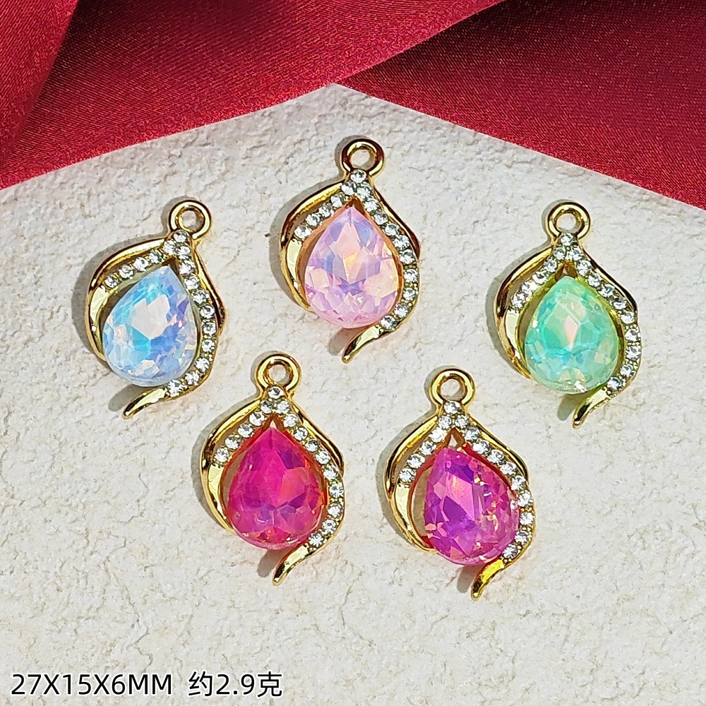 Exquisitos accesorios de joyería colgante de diamante de alta protección ultravioleta al por mayor collar DIY artesanal colgante de materiales de ropa de pulsera