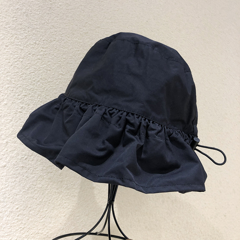Korean Drawstring Wavy Brim Sun Hat for Spring, Summer, and Autumn, Face-Slimming Sun Protection Bucket Hat, Trendy Versatile Wide-Brimmed Sun Hat for Women