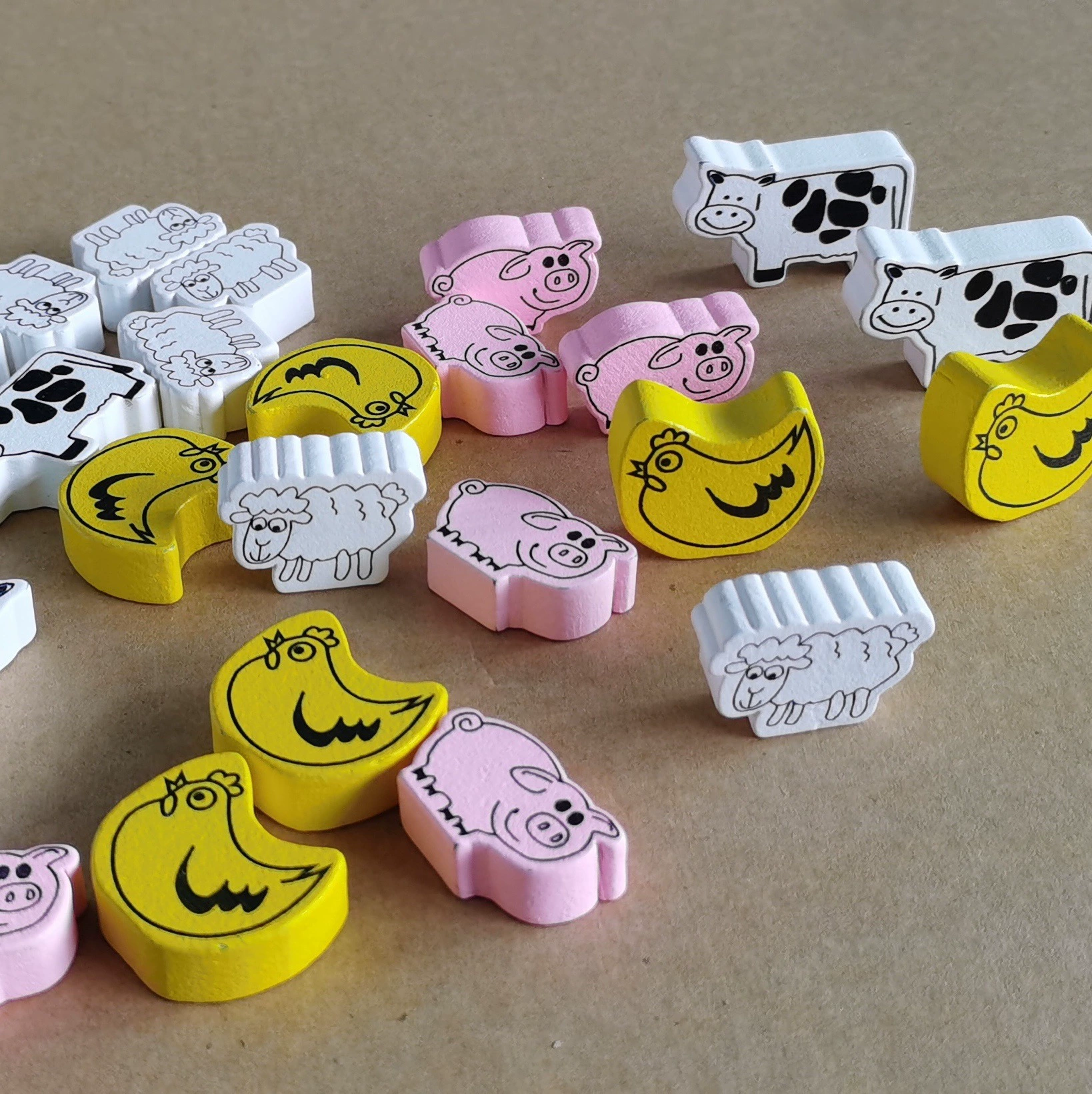 Производители деревянных шахматных фигур на заказ производство всех видов шахматных настольных игр шахматные фигуры развлекательные предметы небольшие партии в наличии