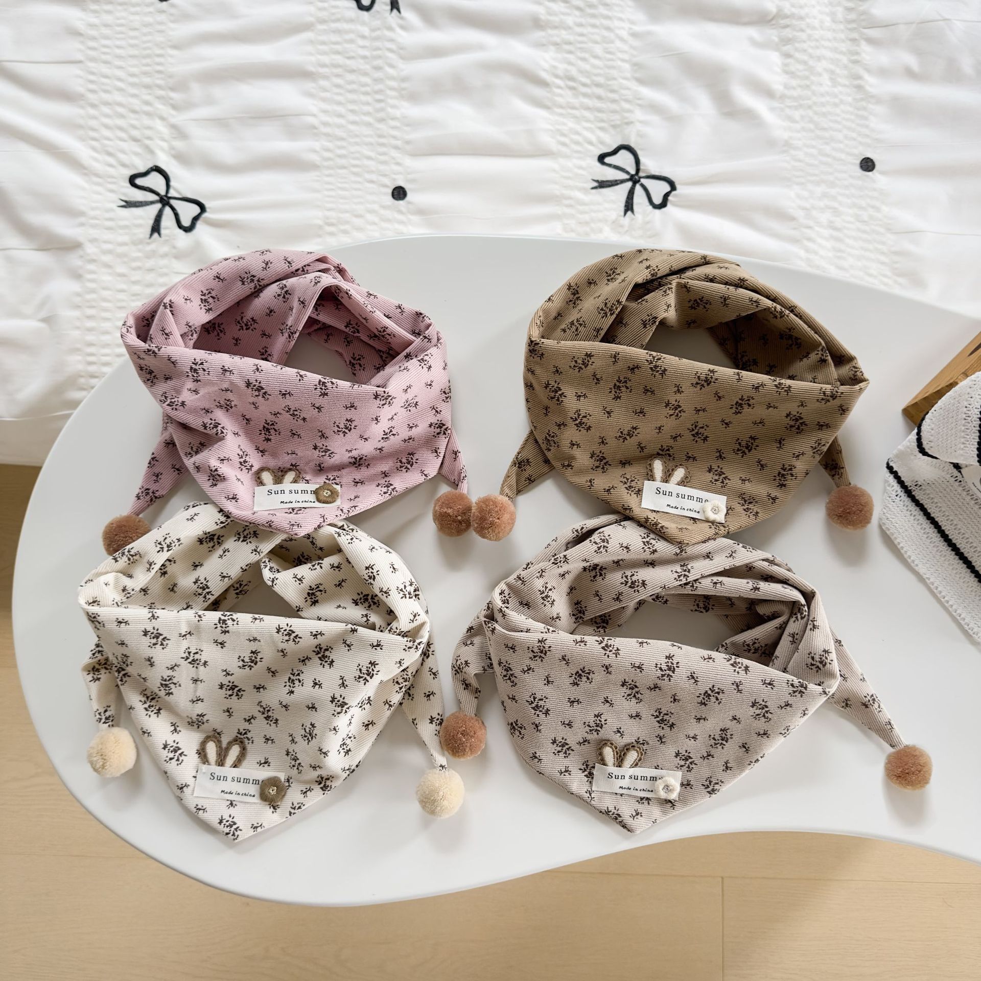 Autumn and Winter Windproof and Warm Kidsren's Triangle Scarf New Baby Scarf Girls Boys Cute Korean Style Trendy Baby Scarf