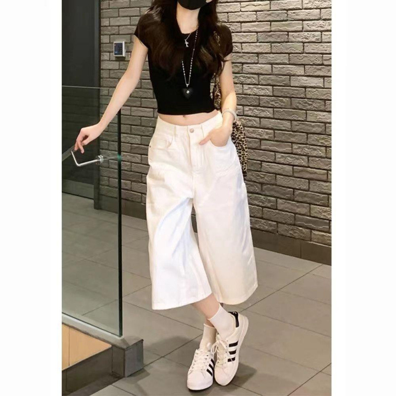 Plus-Size Vintage White Wide-Leg Cropped Denim Shorts for Women, Summer High-Waisted, Slimming, Loose Straight Shorts