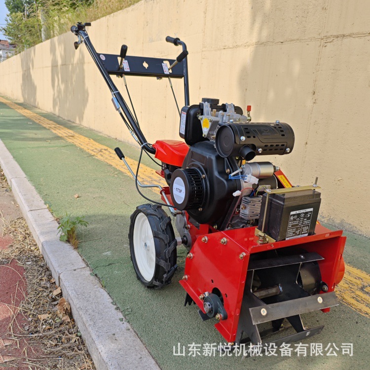 汽油自走式碎草机 果园新型除草碎草机 多功能柴油旋耕除草机