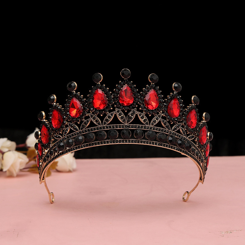 고대 금 + 밝은 빨간색