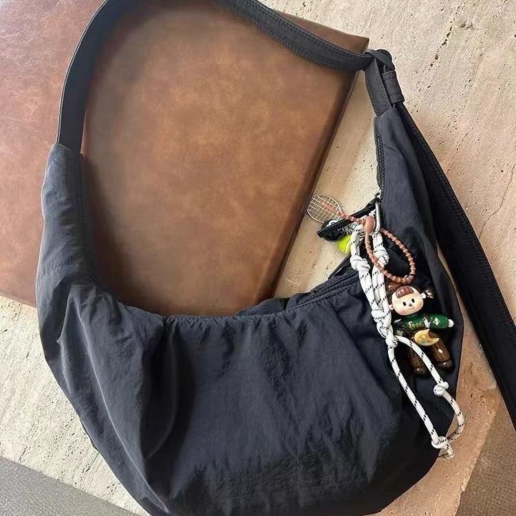 Large Capacity Shoulder Bag