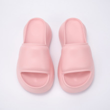 【严选】夏季新简约时尚女士平跟舒适百搭休闲室内户外沙滩凉拖鞋