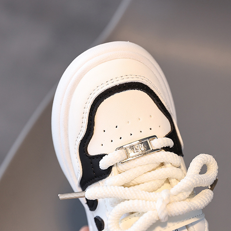 Barnens vita portvinsiga vår- och höstskor, ofta oledade, klockor, anti-läpp-löpskor i läder för pojkar och pojkar._voghion.com