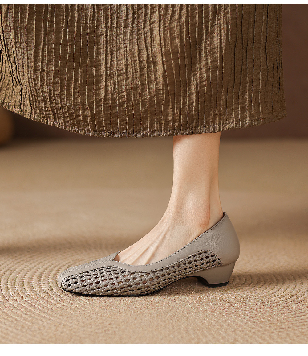 Giày sandal nữ mũi vuông gót thấp 3 cm da cừu hở bên — đen chi tiết 19