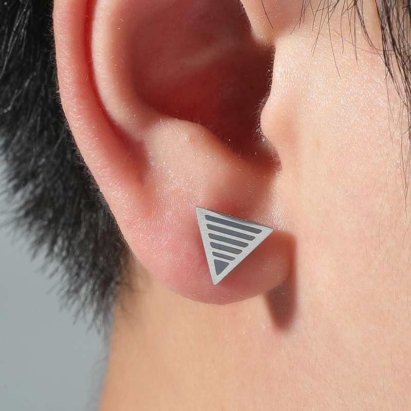 Fashion Jewelry Triangle Stud Earrings Smooth Ear Buckle Men And Women Stainless Steel Ear Jewelry display picture 2