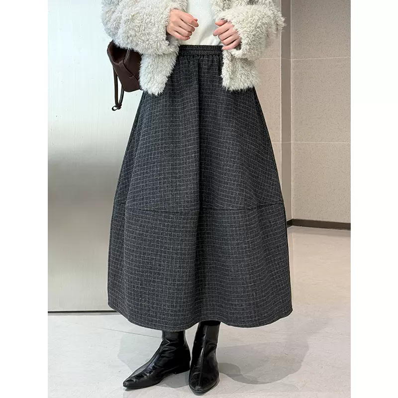 橘芷冬季新款复古格子半身裙女冬季新款高腰显瘦简约百搭花苞6267