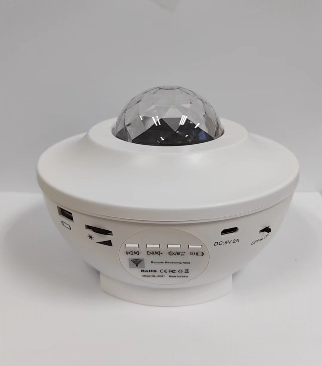 화이트 플랫 스타일