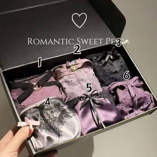 Light Luxury Design Pure Lust Lace Panties for Women, High-End Sexy French Style Dusk Purple, Gift for Girlfriend, Can Be Shipped on Behalf of Others