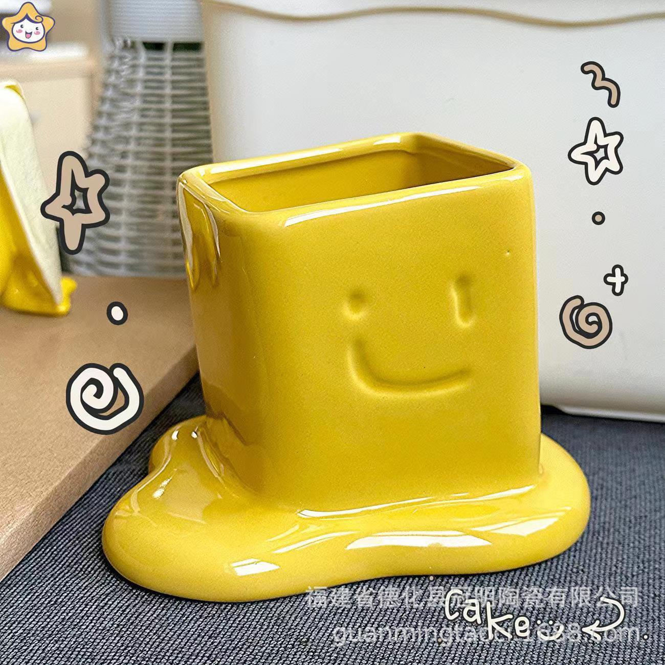 Mantequilla americana titular de la pluma de cerámica pequeña de alta apariencia papelería maquillaje cepillo de almacenamiento ins