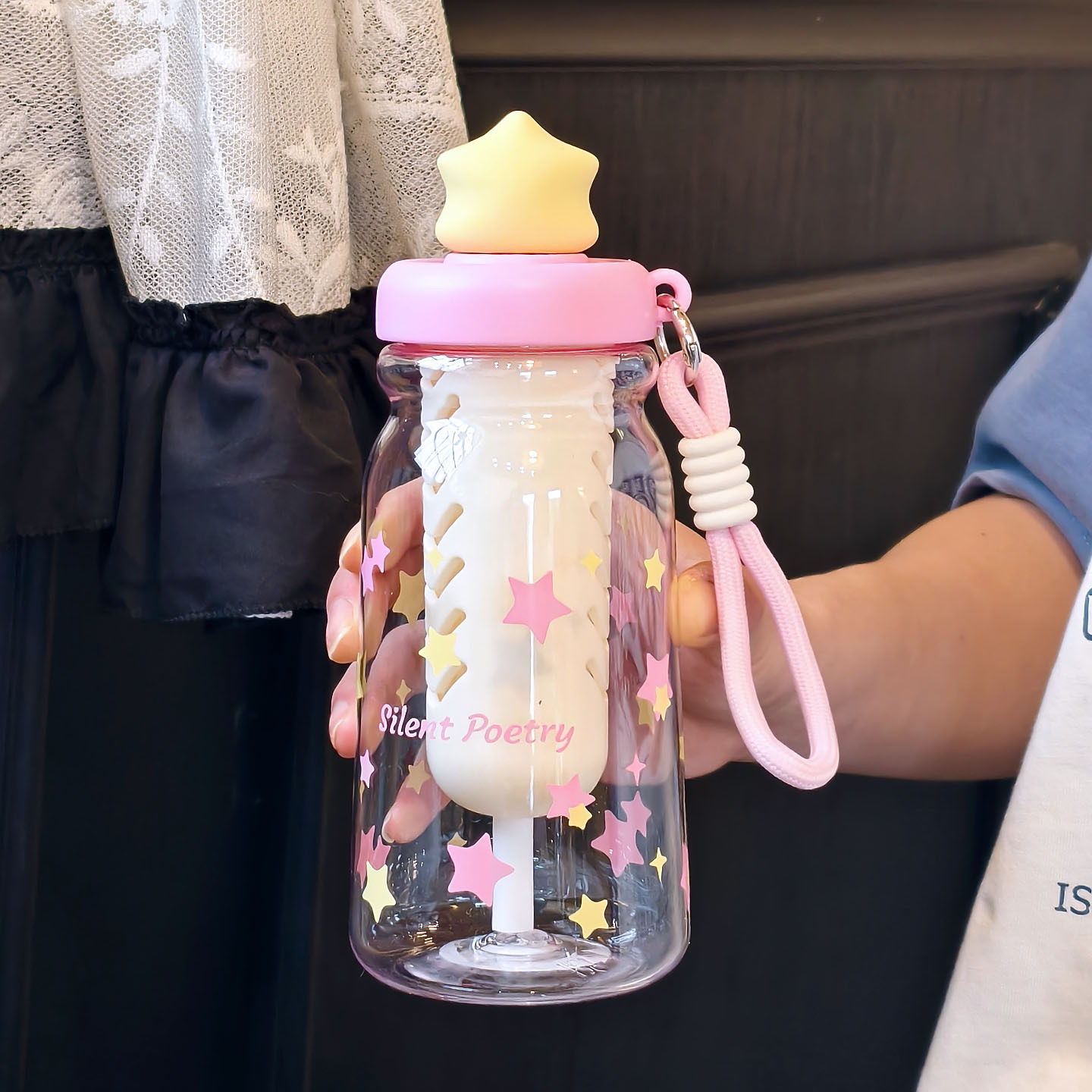 Taza de agua estrella para niñas 2026 verano nueva taza de plástico hermosa taza de paja de alto valor para estudiantes taza especial para la escuela image 4