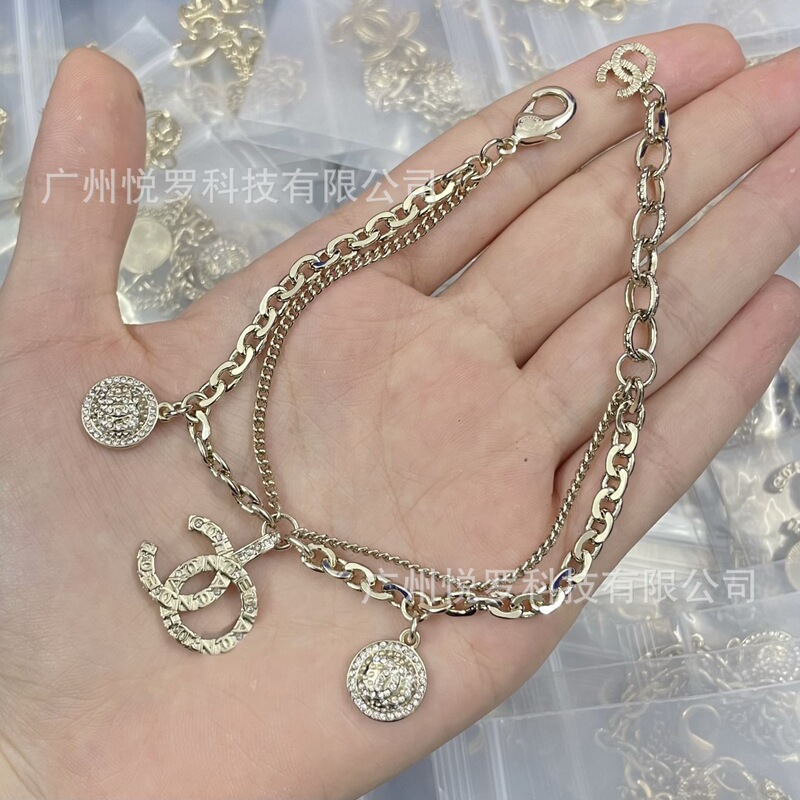 Real Shot of High-Quality Chanel Double C Round Letter Embossed Double-Layer Bracelet for Women, Chanel Bracelet for Women, Factory Direct Sale Real Shot of High-Quality Chanel Double C Round Letter Embossed Double-Layer Bracelet for Women, Chanel Bracelet for Women, Factory Direct Sale