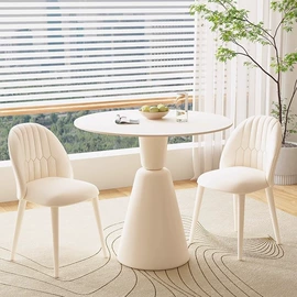 桌类、茶几;果盘、果篮;金属工艺品