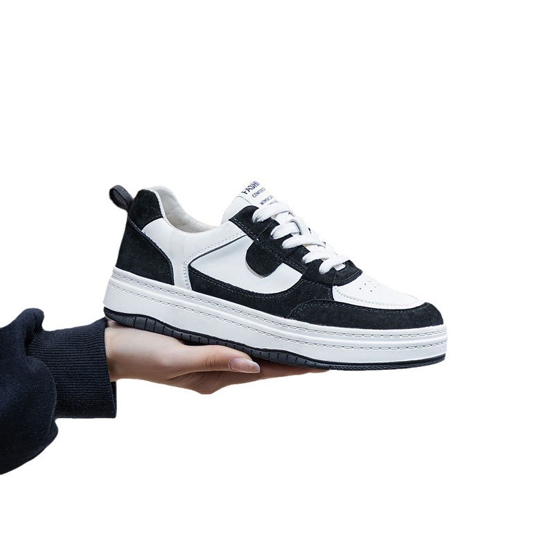 Large Size Women's Shoes 41-43 Genuine Leather White Sneakers Women's 2025 Spring New Versatile Casual Flat Sneakers Breathable