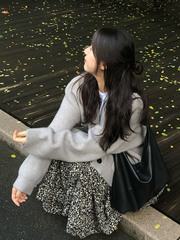 灰色毛衣开衫外套女2025新款慵懒风宽松v领针织衫深秋秋冬季穿搭