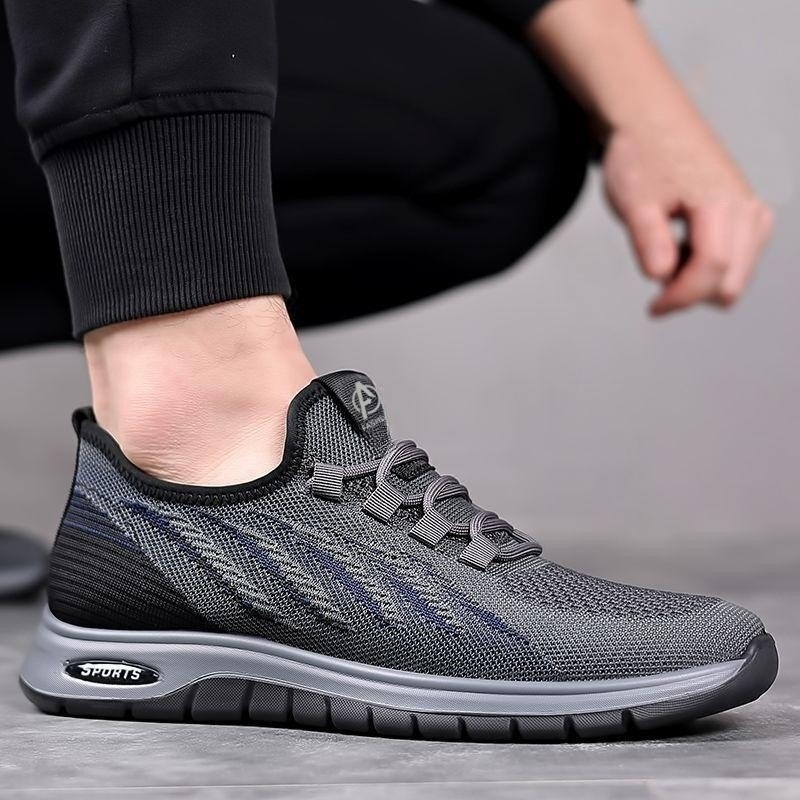 Foreign Trade Shoes Flying Woven Breathable Mesh Men's Soft Bottom Soft Surface Comfortable Lightweight Work Car Shoes Casual Shoes Running Shoes