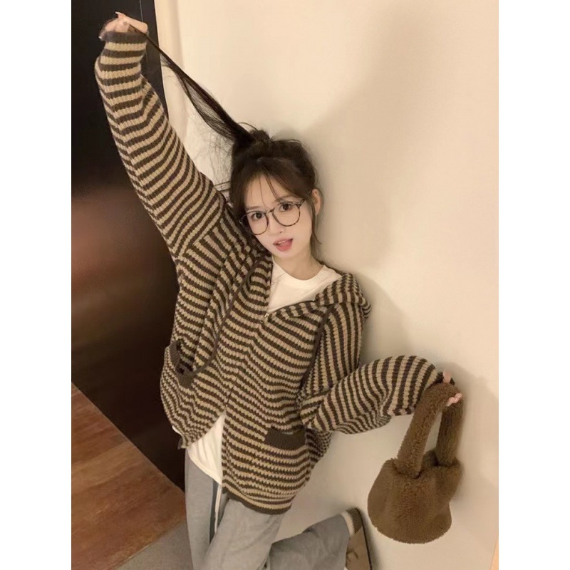 (2개) 레트로 소프트 왁스 가을 겨울 한국 스타일 패션 캐주얼 느슨한 올매치 후드 지퍼 컬러 대조 긴 소매 스웨터 여성 의류