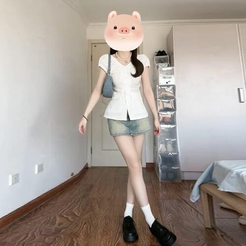 Sweet and Spicy Chic Dress with High-Waisted Hot Short Skirt Ballet Style Early Spring Set for Petite Figures