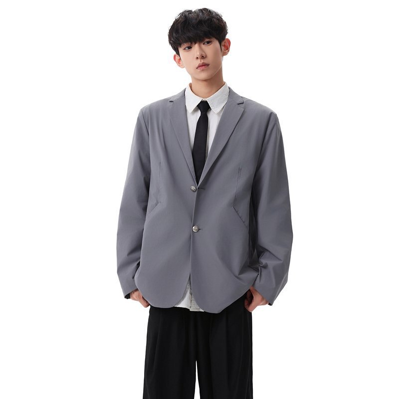 High-quality, stylish, simple, solid-color blazer for young men, suitable for spring and autumn 2026, versatile for business and casual wear High-quality, stylish, simple, solid-color blazer for young men, suitable for spring and autumn 2026, versatile for business and casual wear