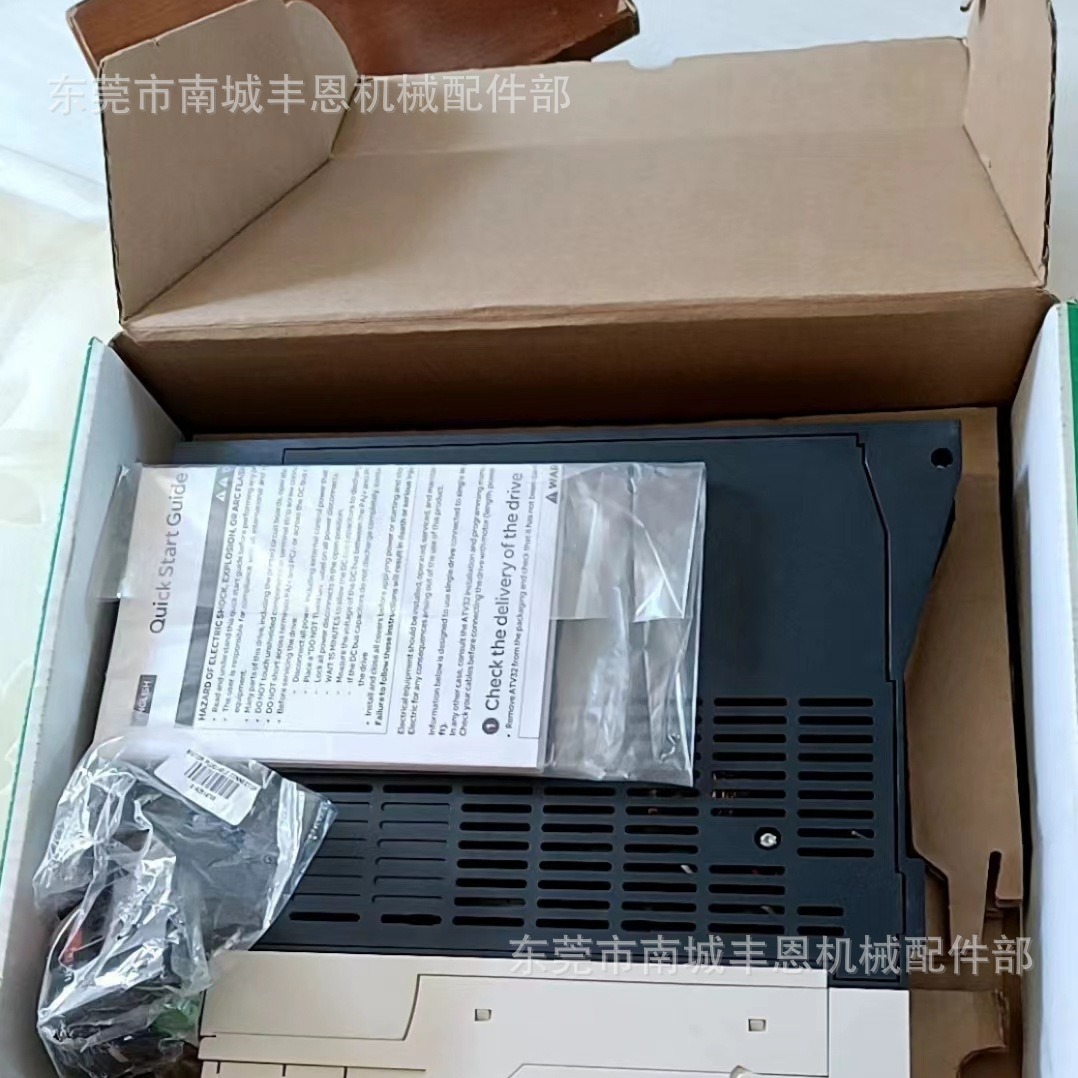 ATV71HU30N4Z  施耐德软启动变频器实物拍摄现货议价顺丰包邮