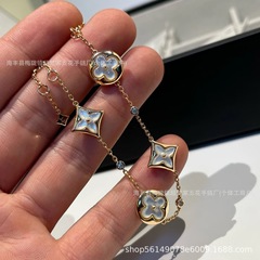 驴家新款高版梵家四叶花五花手链女百搭圆形方形老花项链轻奢配饰