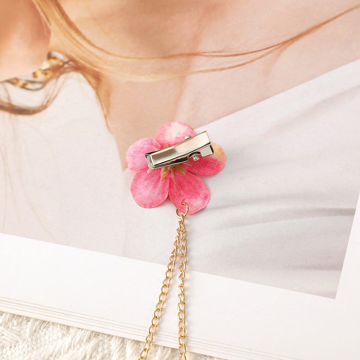 Women's Flower Sweet Mixed Materials Hair Clip display picture 8