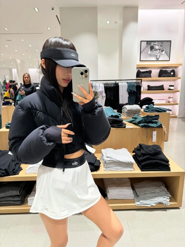 现货alo金智秀同款修身收腰短款立领棉服外套休闲百搭加厚面包服|undefined