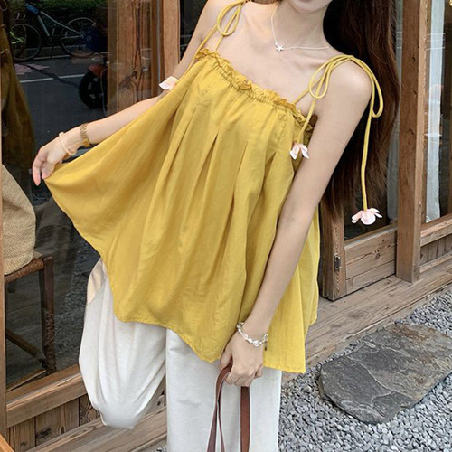 Korean-style floral spaghetti strap V-neck top for women, 2025 summer new pure desire style, youthful, loose tie-up outerwear.